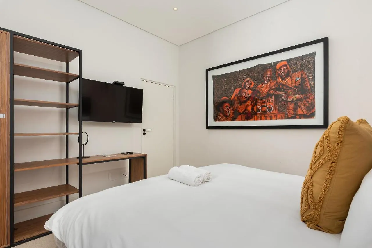 Modern Apartment In De Waterkant L Private Rooftop ケープタウン