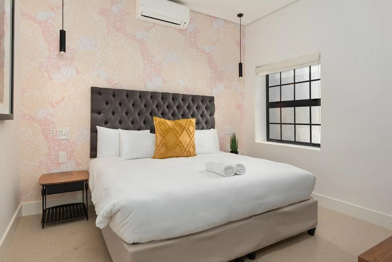 Modern Apartment In De Waterkant L Private Rooftop Cape Town
