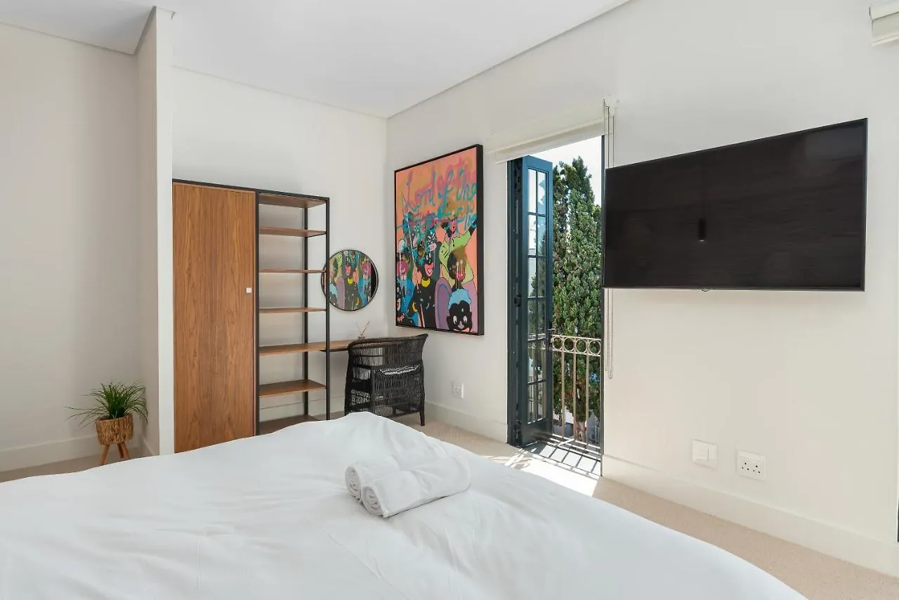 Modern Apartment In De Waterkant L Private Rooftop Cape Town