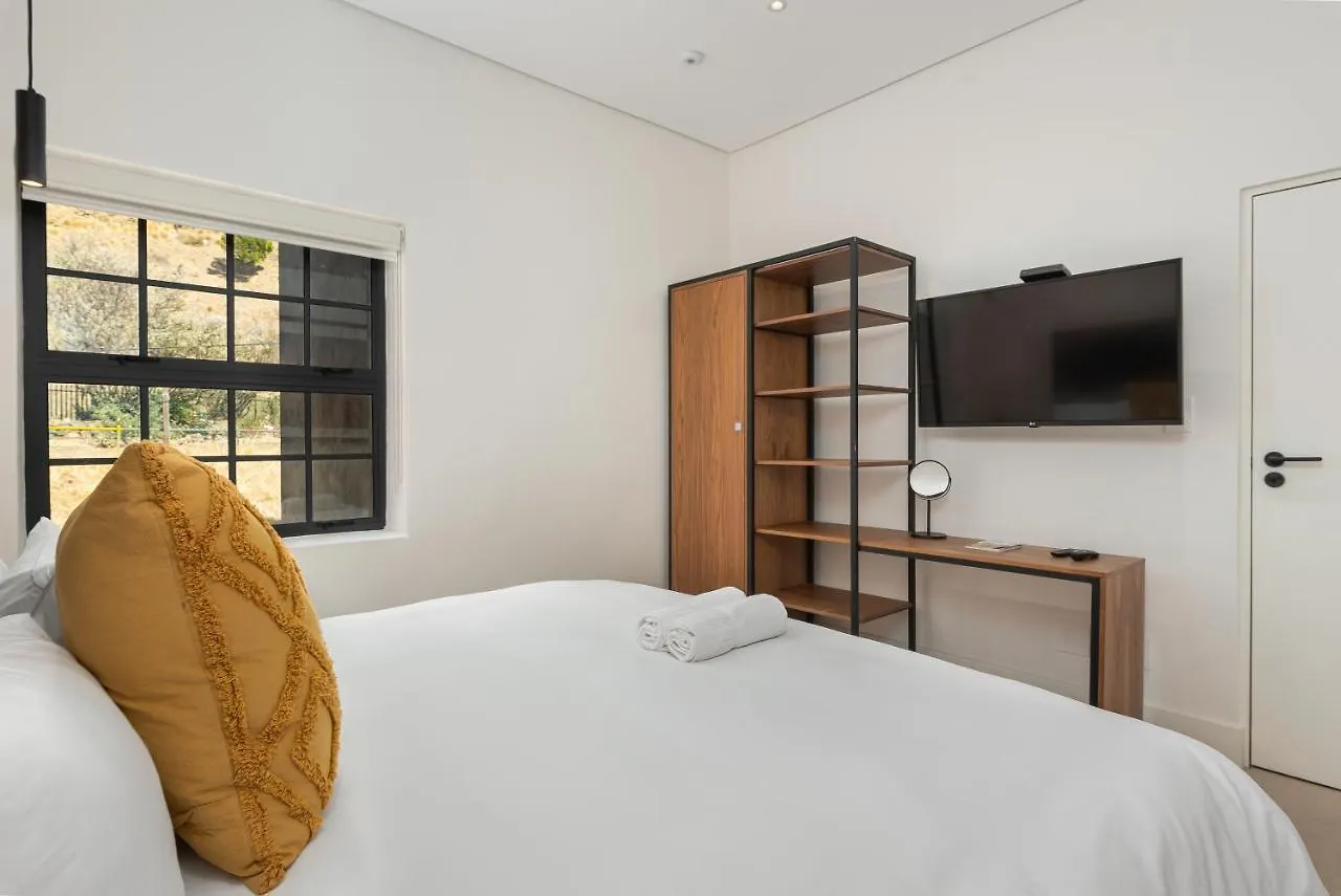 Modern Apartment In De Waterkant L Private Rooftop Cape Town 0*,  South Africa