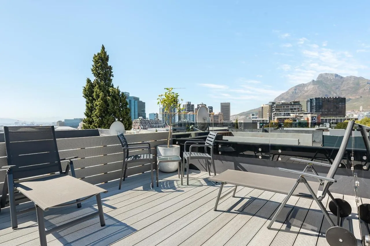 Modern Apartment In De Waterkant L Private Rooftop Cape Town 0*,