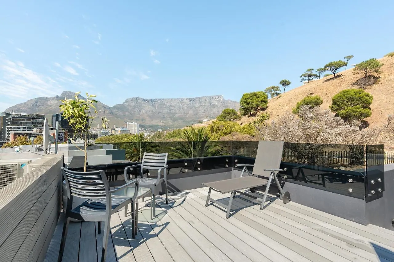 Modern Apartment In De Waterkant L Private Rooftop Cape Town South Africa